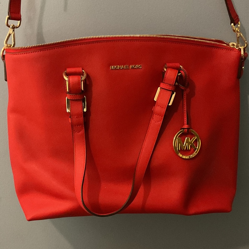 Michael Kors Red Shoulder Bag with Gold Accents tote bag. - Picture 4 of 9